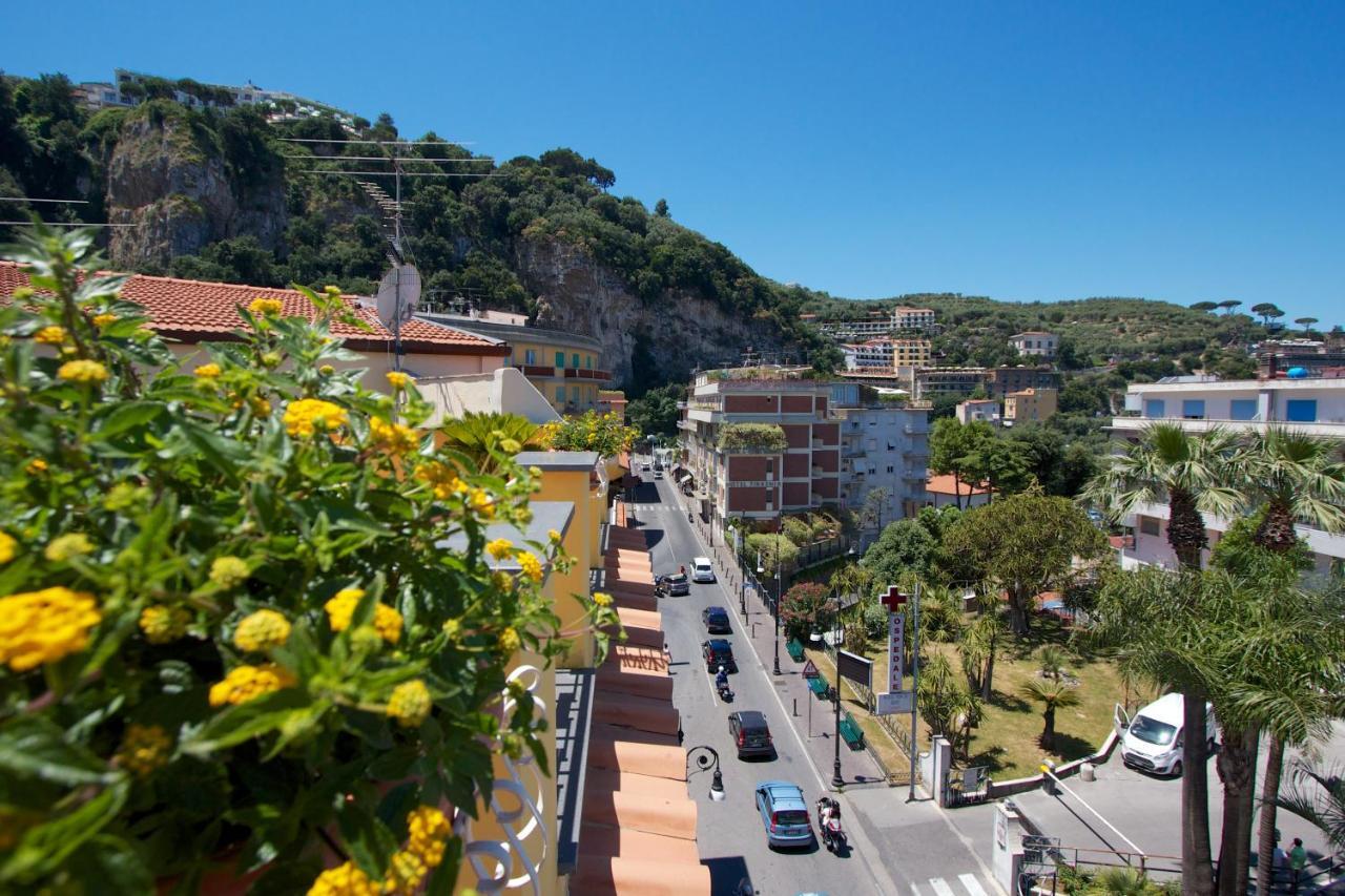 Sine Tempore * Sorrente